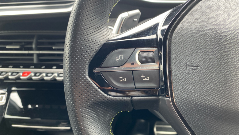 Peugeot 208 1.2 PureTech 100 GT 5dr EAT8 Petrol Hatchback